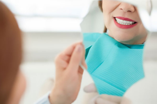 experienced cosmetic dentist Mission Viejo, CA