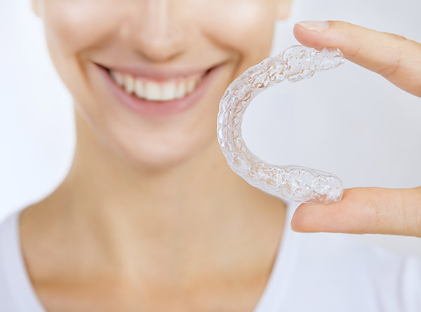 Straighten Your Teeth With Clear Aligners